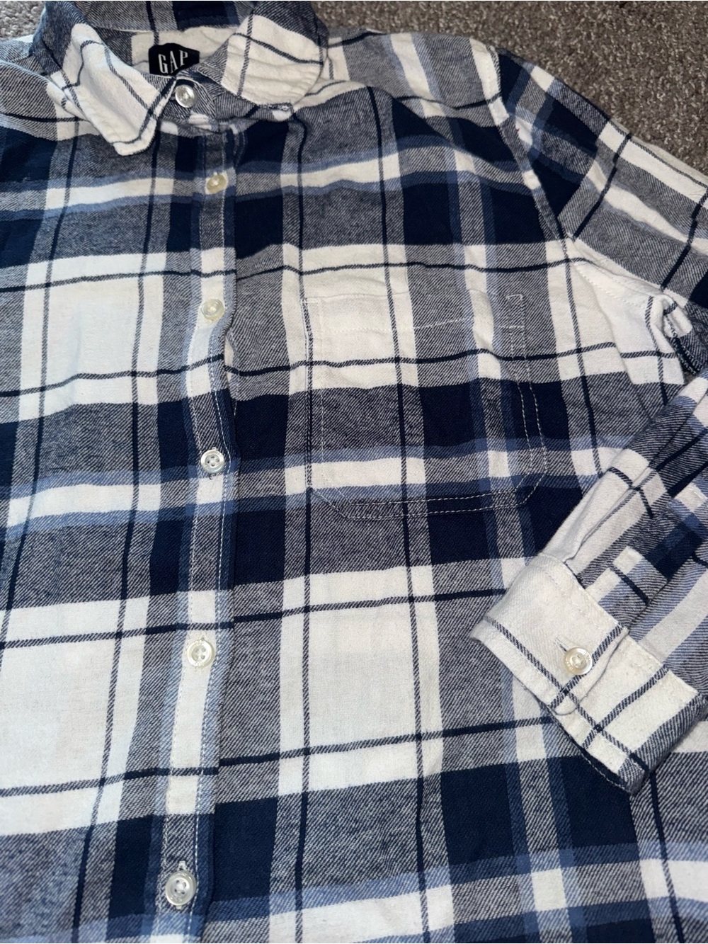 GAP Women's Plaid Flannel Button-Up Shirt | Size M - 100% Cotton - Picture 3 of 4